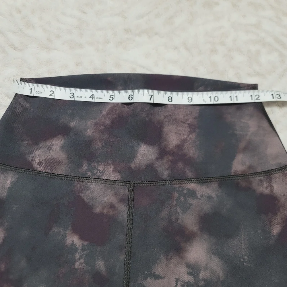 ALO Yoga Solarized High-Rise Tie-Dye Leggings Oxblood Size M
